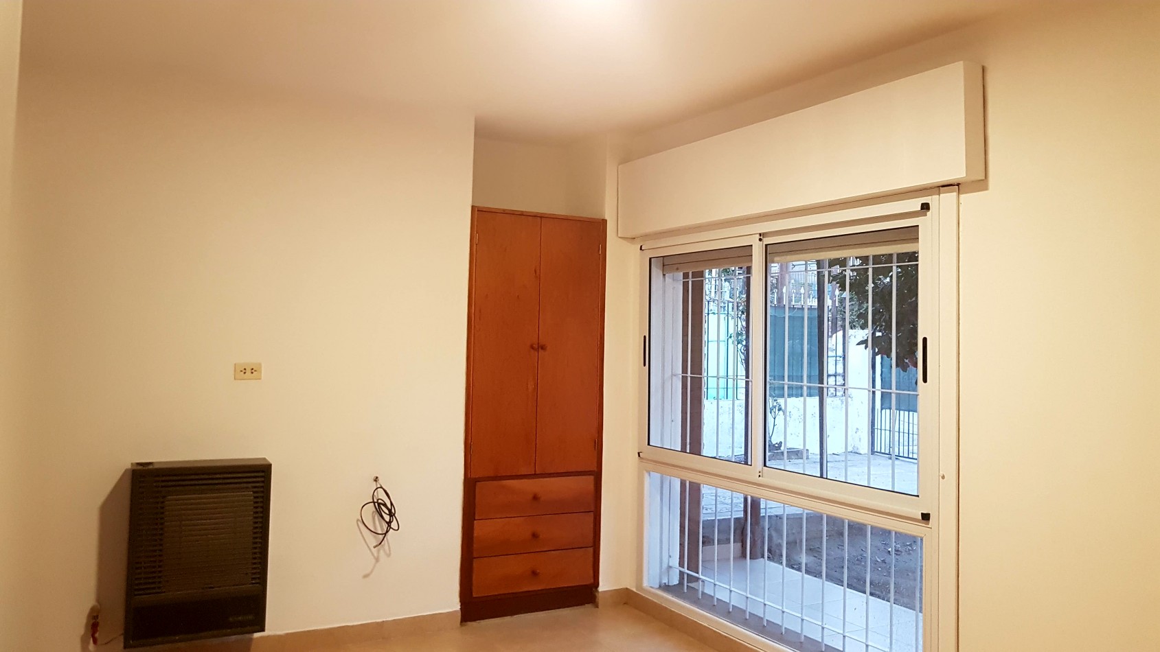  Casa en excelente entorno y barrio a 10 cuadras del Centro 