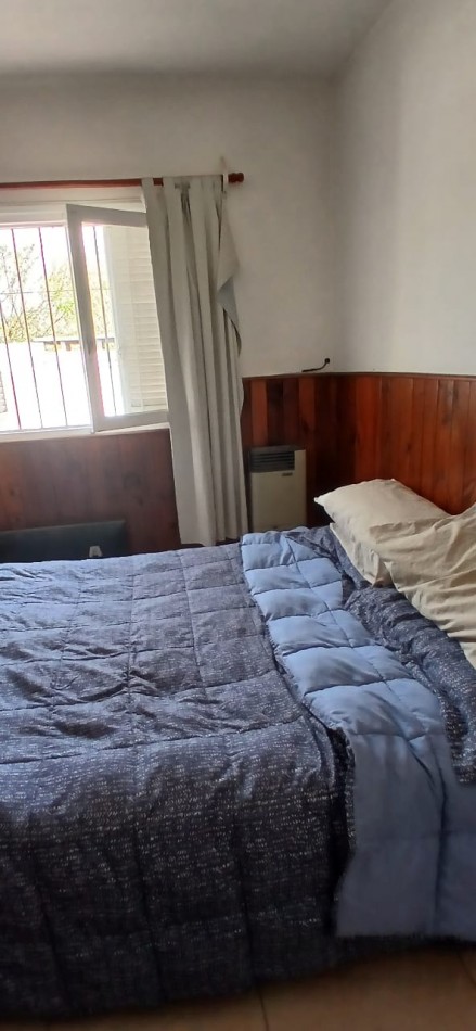  Casa en excelente entorno y barrio a 10 cuadras del Centro 