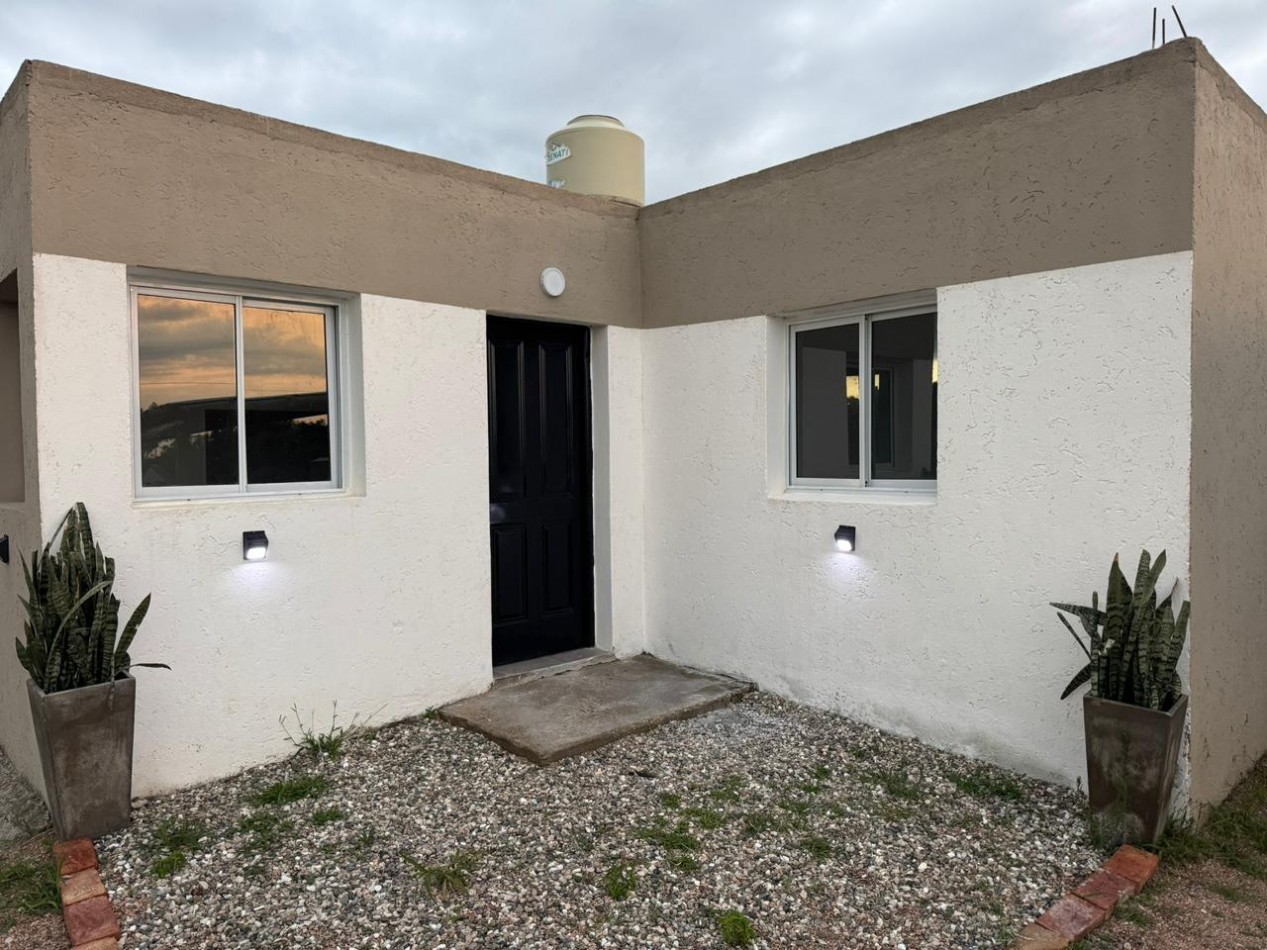 ¡Casa a estrenar en las sierras de Cordoba! 