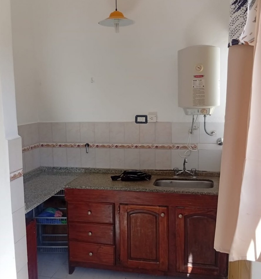 ALQUILER COMERCIAL SOBRE AV. CARCANO SOL Y RIO VILLA CARLOS PAZ
