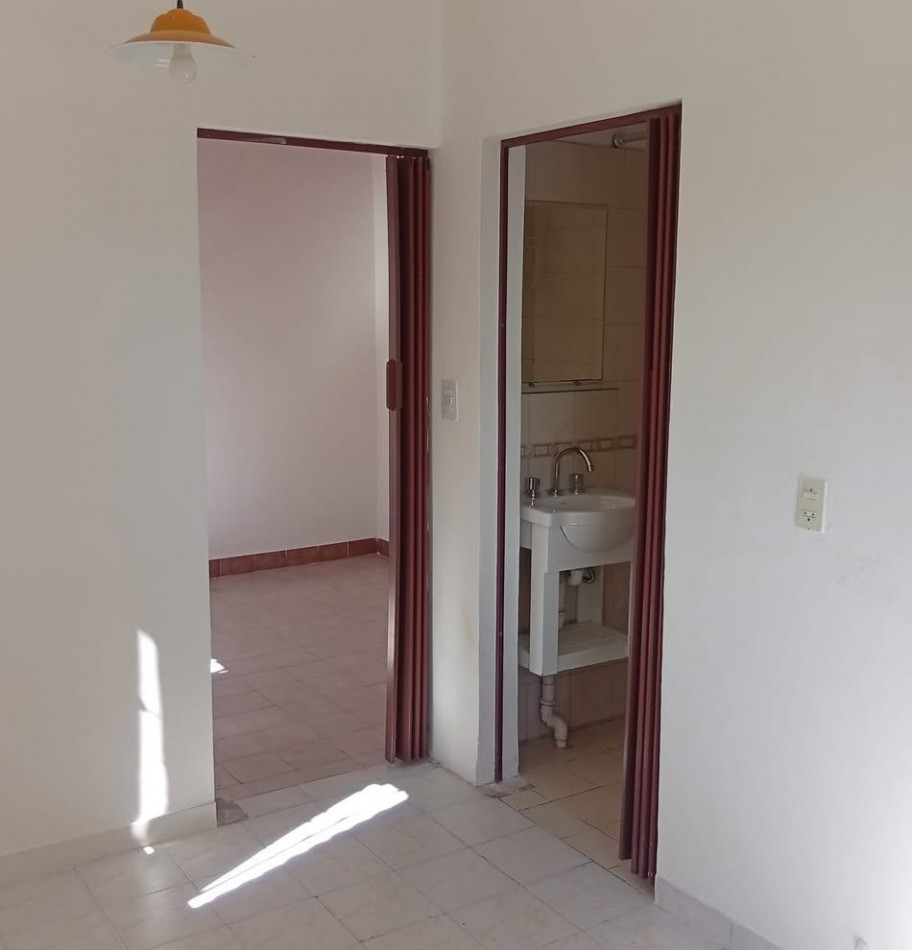 ALQUILER COMERCIAL SOBRE AV. CARCANO SOL Y RIO VILLA CARLOS PAZ