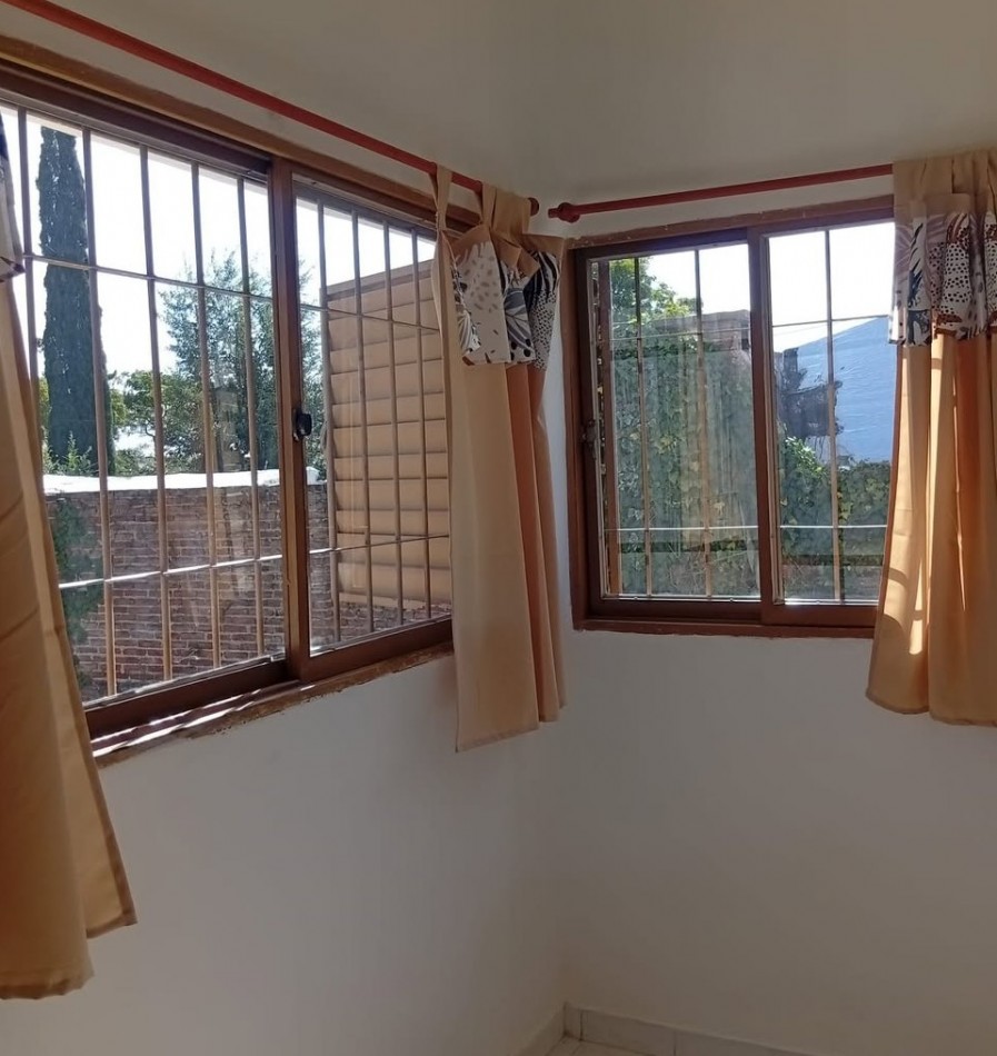 ALQUILER COMERCIAL SOBRE AV. CARCANO SOL Y RIO VILLA CARLOS PAZ