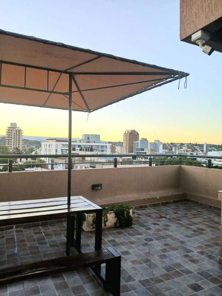 Departamento 2 dormitorios con cochera a metros del centro de Villa Carlos Paz