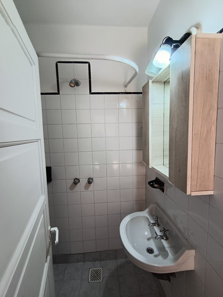  Casa en excelente entorno y barrio a 10 cuadras del Centro 