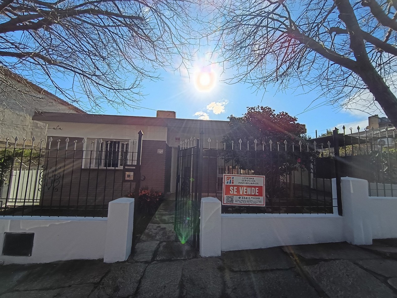  Casa en excelente entorno y barrio a 10 cuadras del Centro 