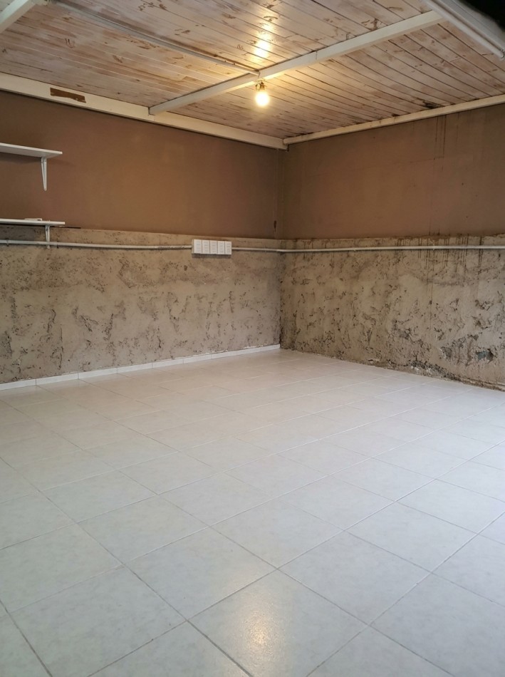 Casa + Monoambiente + Piscina y Jardin