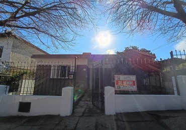  Casa en excelente entorno y barrio a 10 cuadras del Centro 